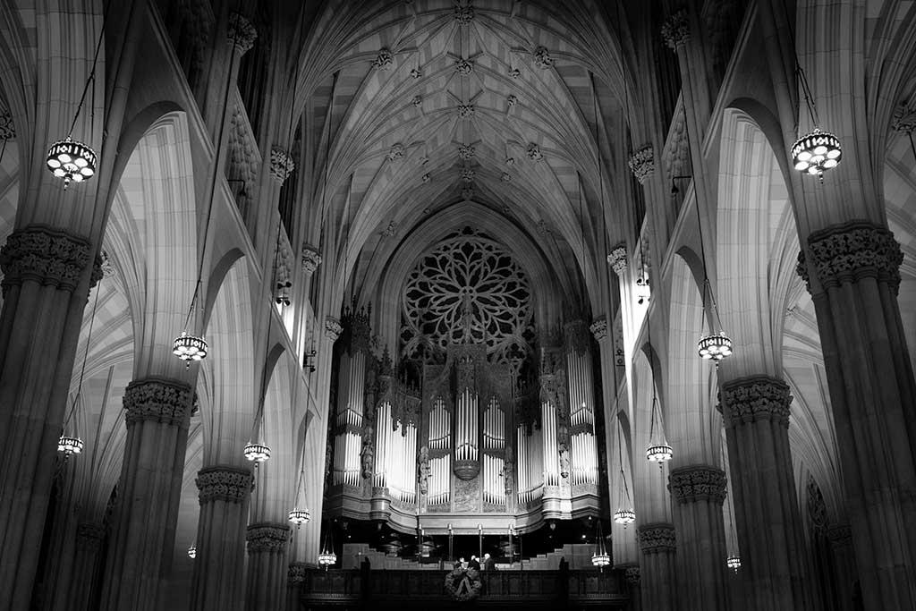 New York St. Patrick's Cathedral in bianco e nero