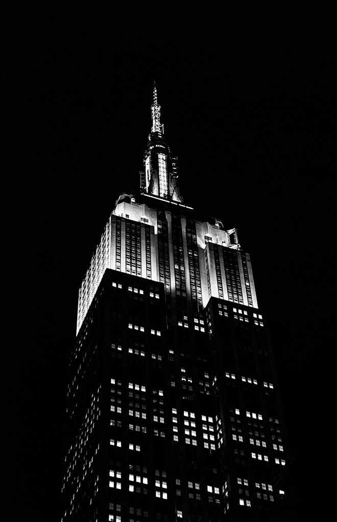 L'Empire State Building fotografato nella notte di New York
